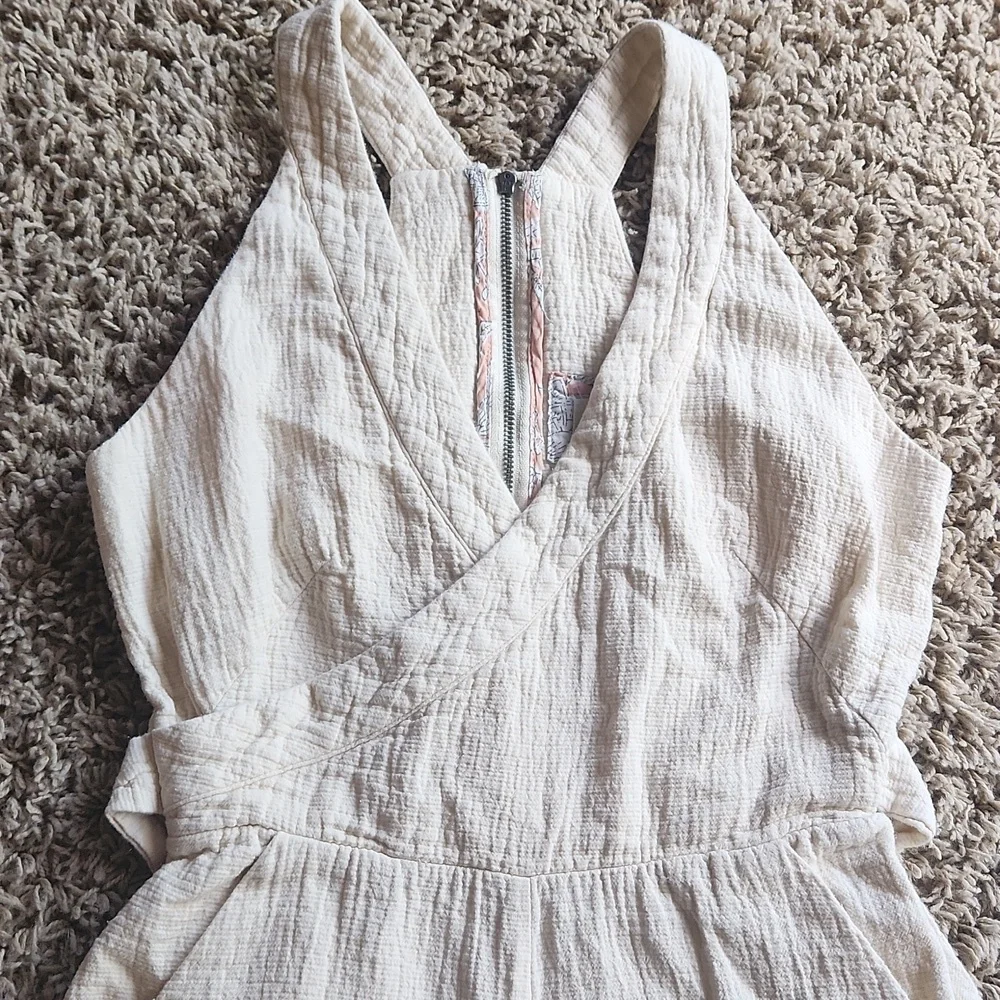 Anthropologie Cream Textured Jumpsuit Womans Size 4 - Picture 2 of 10